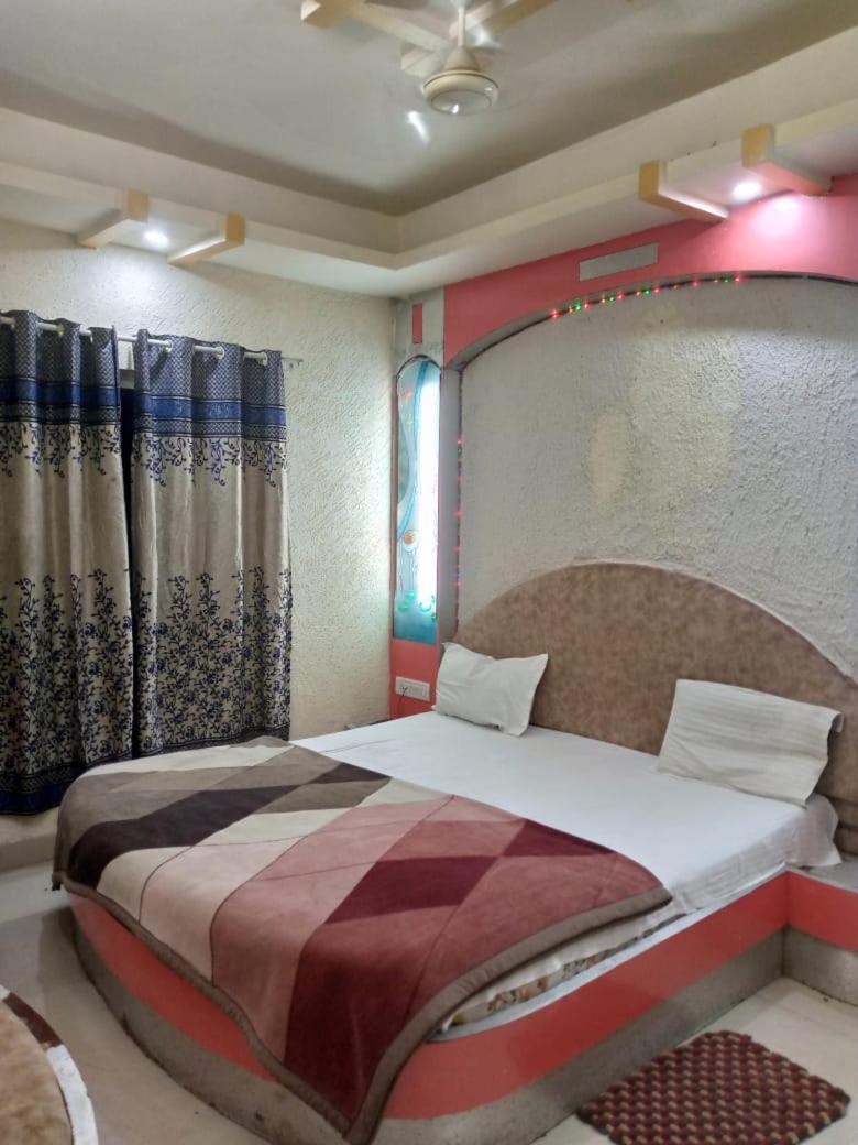 Hotel Amar Palace Pachmarhī Exteriér fotografie