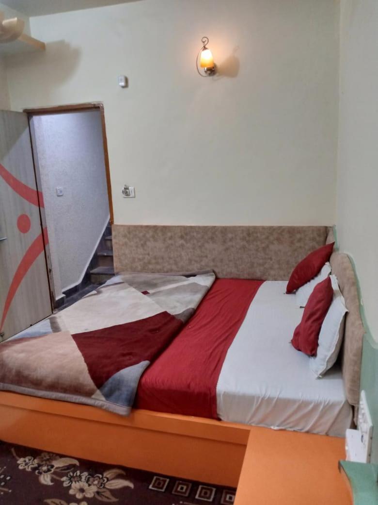 Hotel Amar Palace Pachmarhī Exteriér fotografie